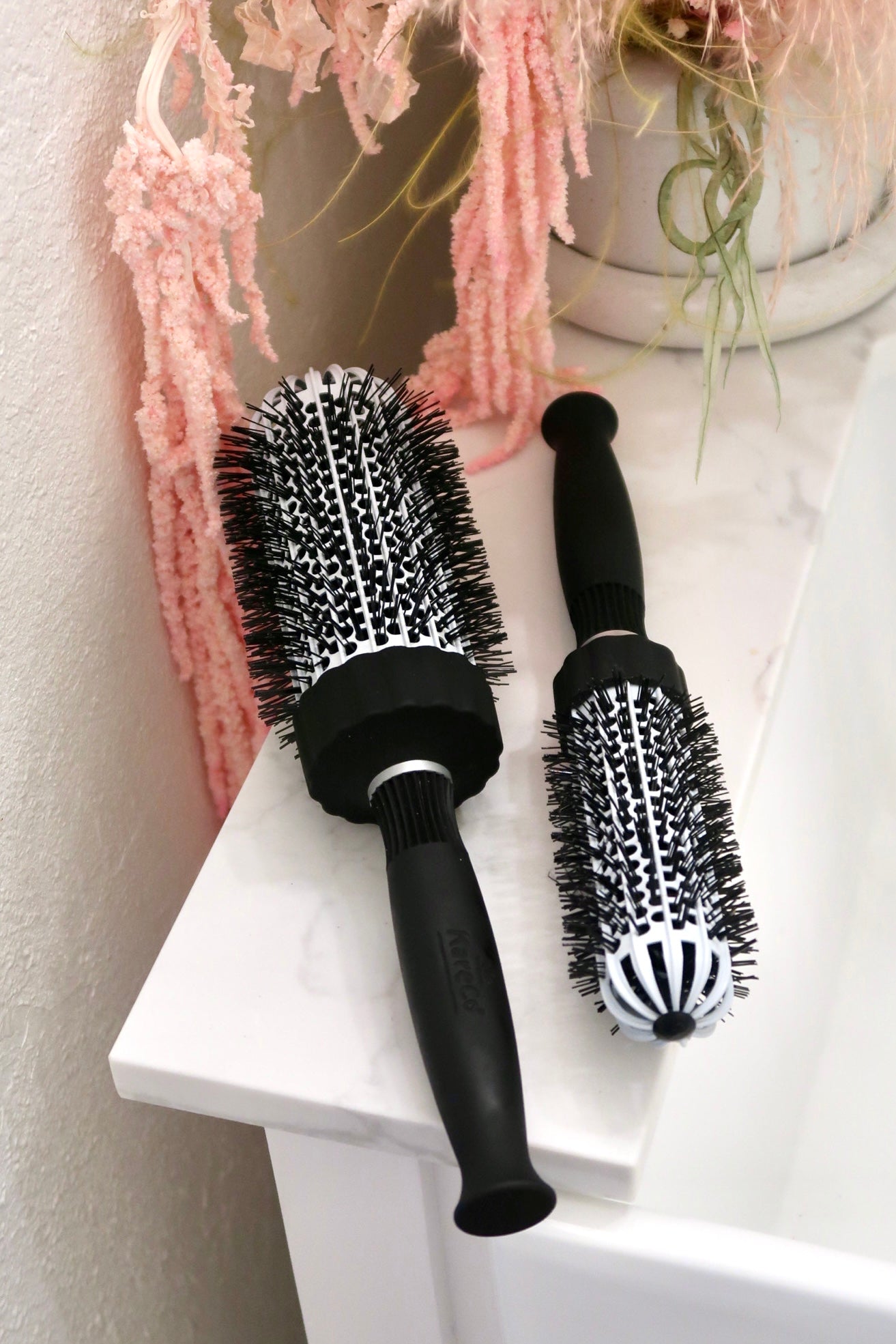 Small Ionic Thermal Round Brush