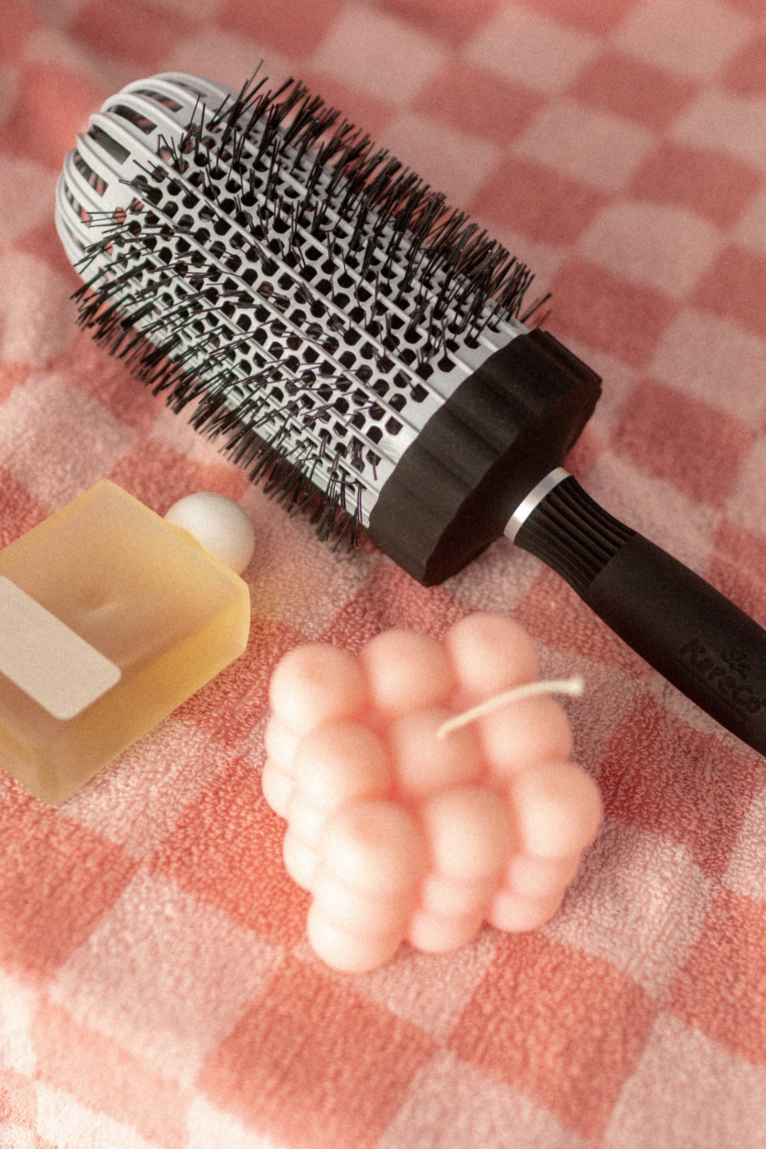 Jumbo Ionic Thermal Round Brush